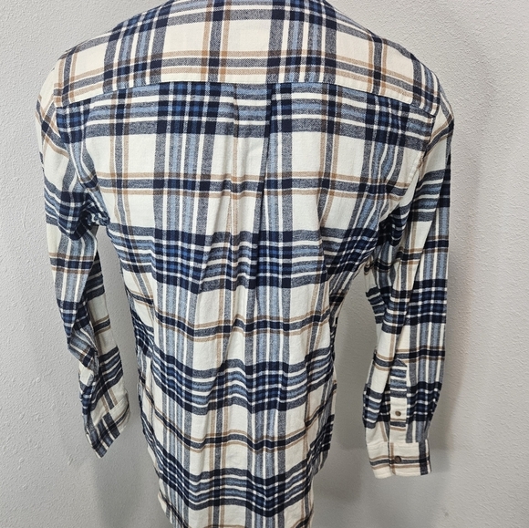 Croft & Barrow men's small button-down longsleeve - Picture 4 of 6